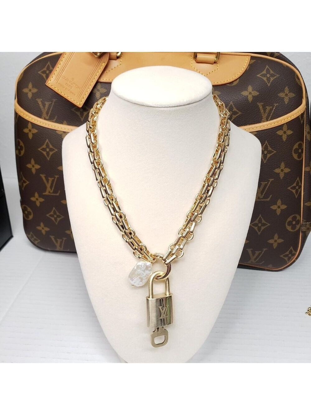 Authentic Louis Vuitton Lock & Key w/ Unbranded Stainless Steel Chain Necklace - Picture 2 of 16